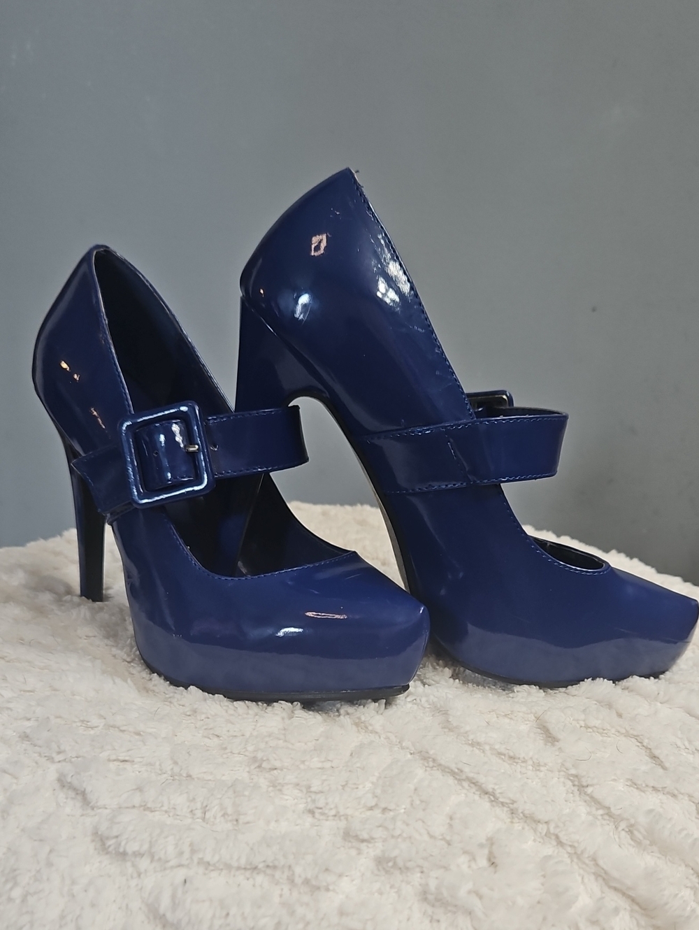 Charlotte Russe Glossy Navy Mary Jane Platform Heels